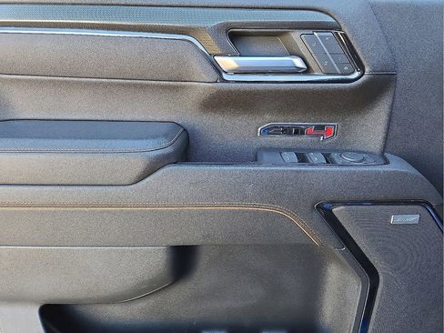 Used 2022 GMC Sierra 1500 AT4 w/ AT4 Premium Package image 20