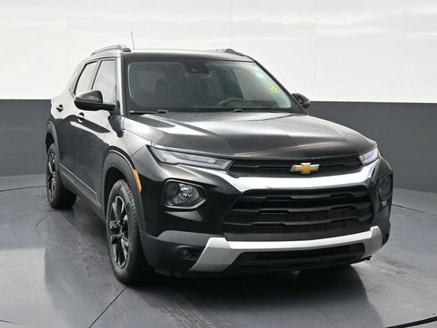 Used 2022 Chevrolet TrailBlazer LT w/ Convenience Package FWD image 7