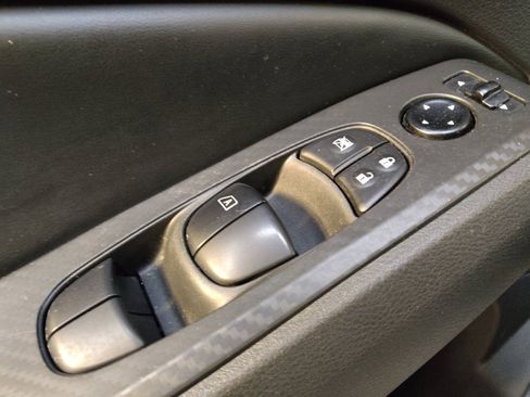 Used 2024 Nissan Altima 2.5 SV image 27