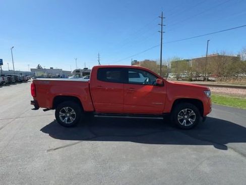 Used 2019 Chevrolet Colorado Z71 AWD/4WD image 9