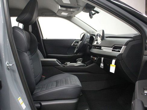 New 2026 Mitsubishi Outlander SE FWD image 18