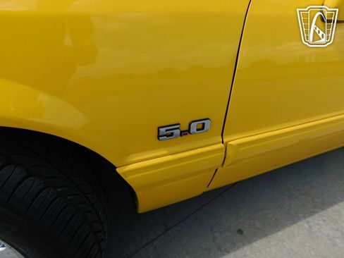 Used 1993 Ford Mustang LX image 39