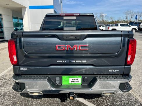 Used 2022 GMC Sierra 1500 SLT w/ SLT Premium Plus Package image 5