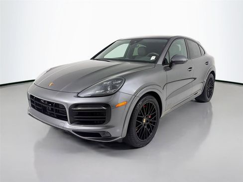 Used 2021 Porsche Cayenne GTS AWD/4WD image 1