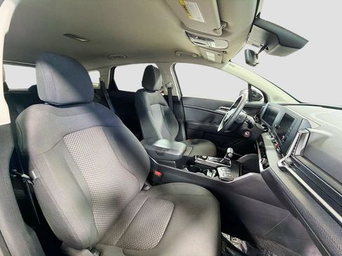 Used 2024 Kia Sportage LX AWD/4WD image 28