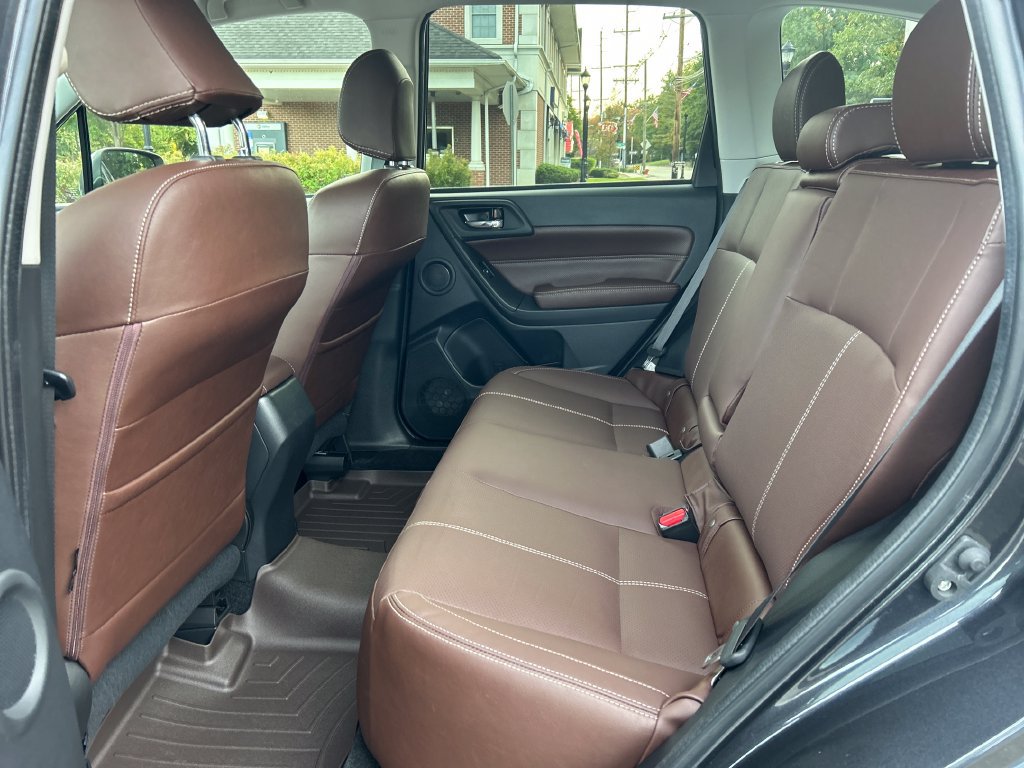 Used 2017 Subaru Forester 2.5i Touring AWD/4WD image 27