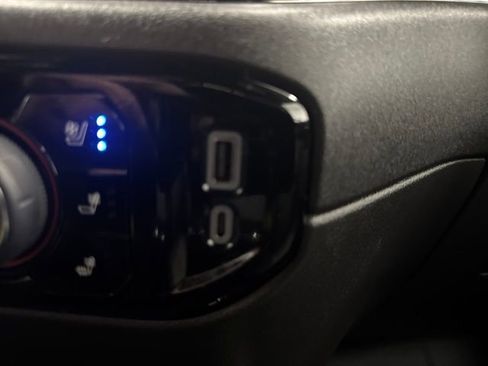 Used 2024 Chevrolet Silverado 1500 ZR2 AWD/4WD image 20