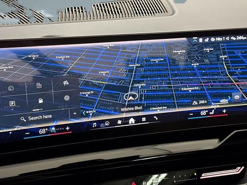 Used 2026 BMW 530i w/ Premium Package image 23