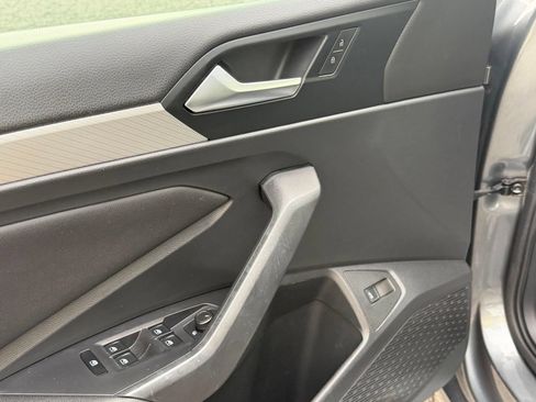 Used 2019 Volkswagen Jetta S w/ Driver Assistance Package FWD image 6