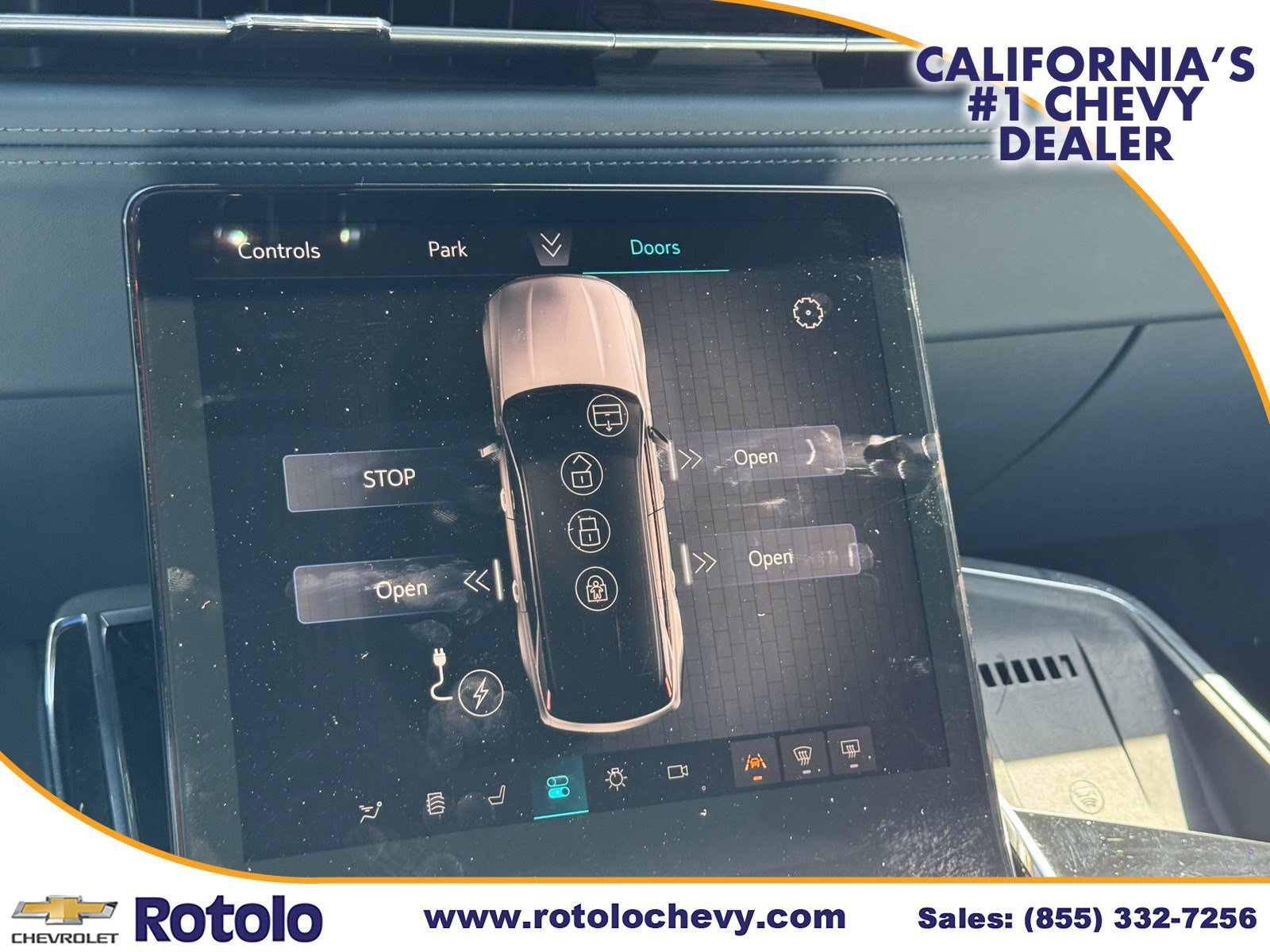 Used 2025 Cadillac Escalade IQ Luxury 2 w/ LPO, Premium Carpet Package AWD/4WD image 21