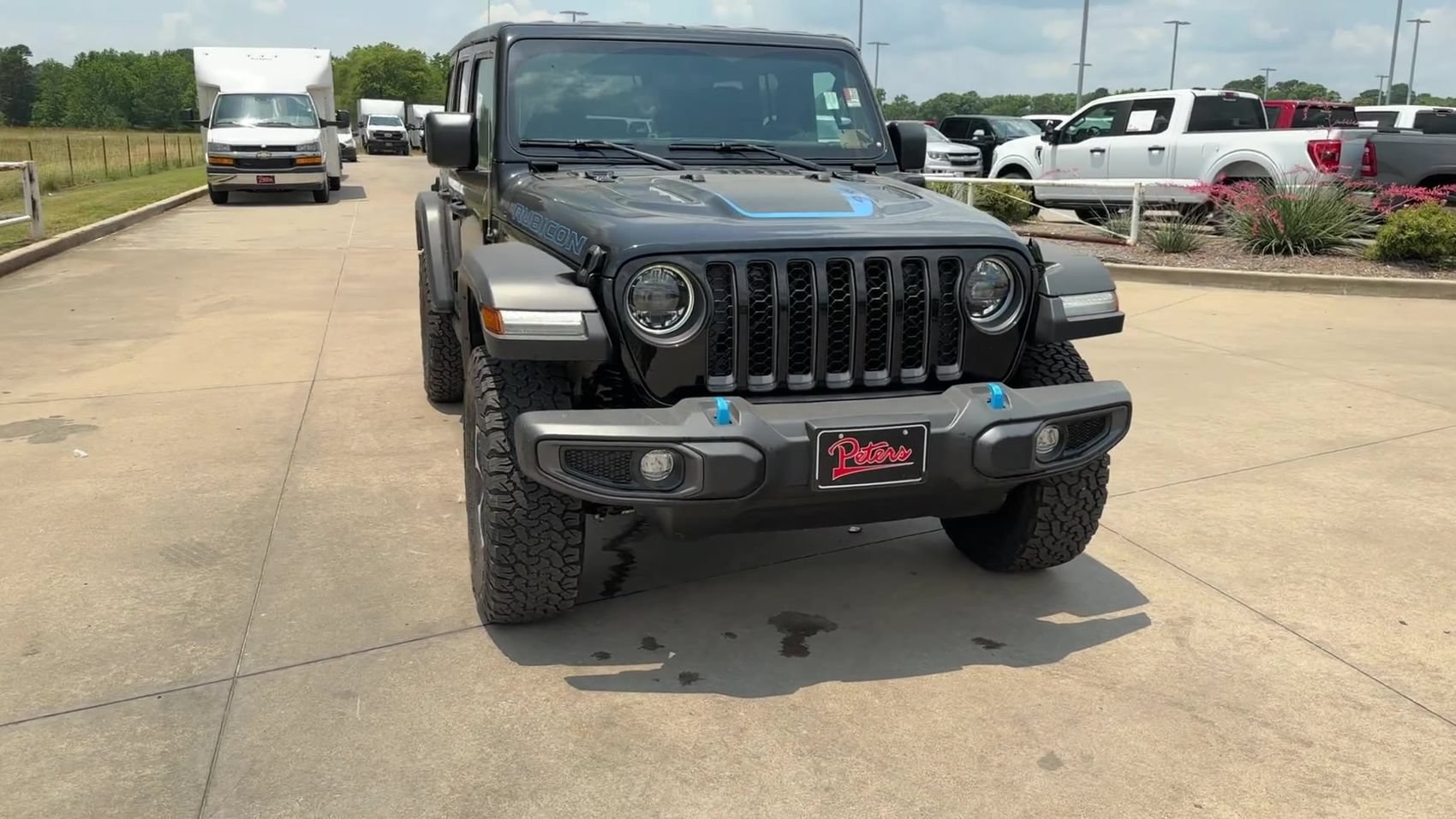 New 2023 Jeep Wrangler Unlimited Rubicon 4xe w/ Cold Weather Group AWD/4WD image 3