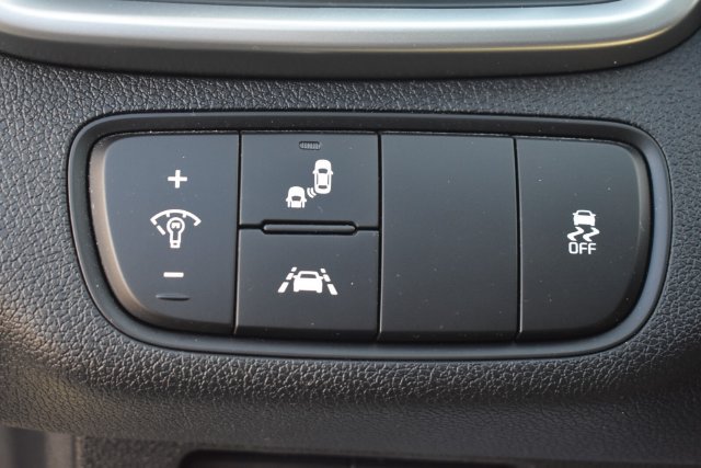 Used 2020 Kia Sorento EX AWD/4WD image 26