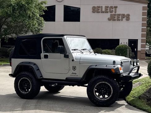 Used 2006 Jeep Wrangler X w/ Tire & Wheel Group (Ecco) AWD/4WD image 1