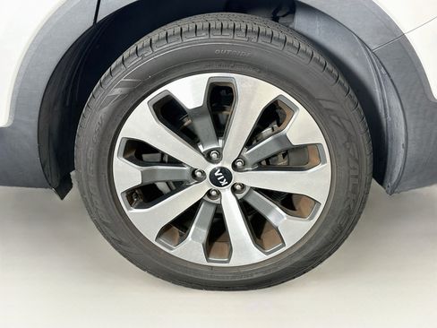 Used 2020 Kia Telluride S w/ S 8 Passenger Seating Package FWD image 11
