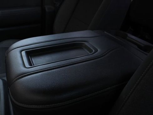 Used 2020 Chevrolet Silverado 1500 LT Trail Boss AWD/4WD image 17