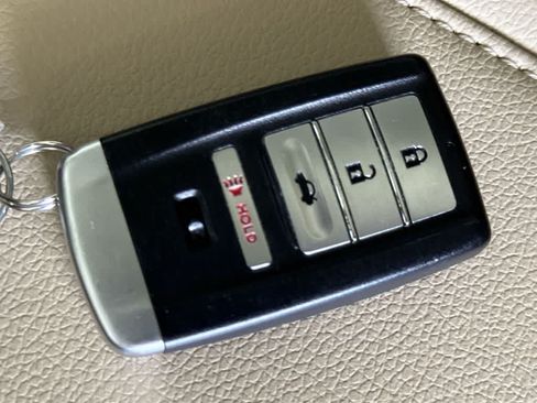 Used 2023 Acura TLX FWD image 28