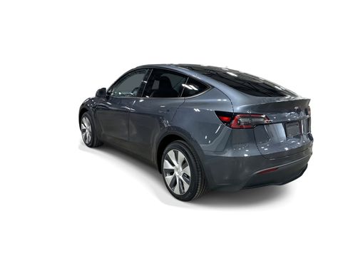 Certified 2023 Tesla Model Y Long Range AWD/4WD image 4