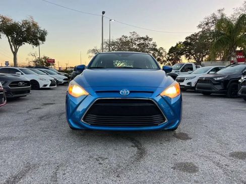 Used 2018 Toyota Yaris iA image 2