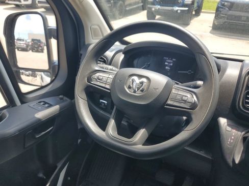Used 2023 RAM ProMaster 2500 FWD image 7