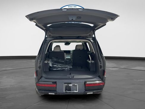 New 2026 Hyundai Santa Fe Calligraphy FWD image 17