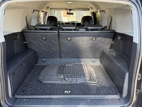 Used 2007 Toyota FJ Cruiser 4WD image 35