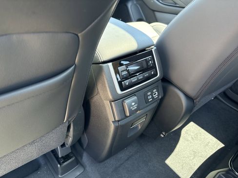 New 2026 Subaru Ascent Touring AWD/4WD image 31