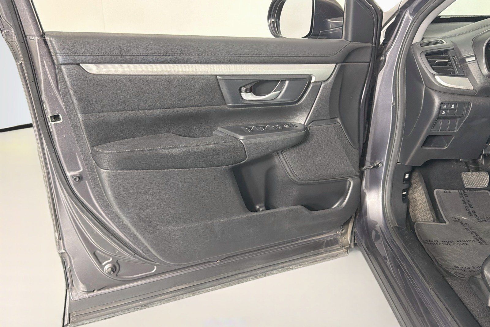 Used 2020 Honda CR-V LX image 21