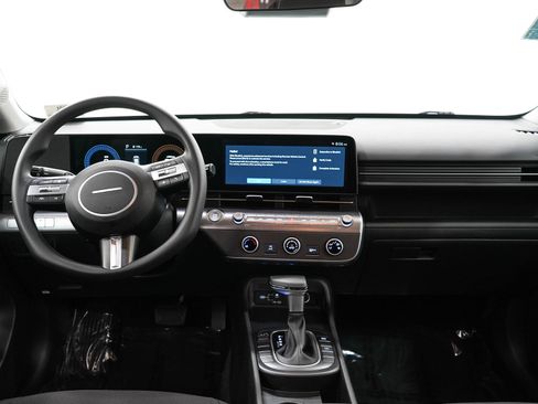 Certified 2024 Hyundai Kona SE FWD image 15