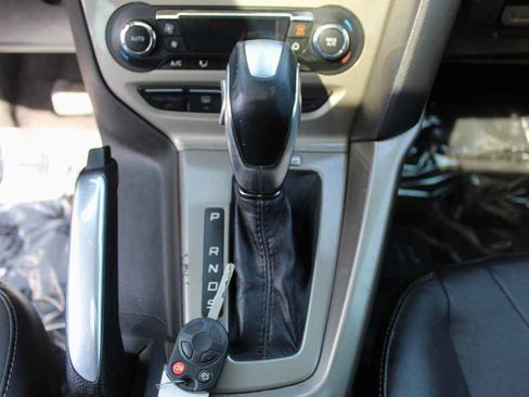 Used 2012 Ford Focus SEL image 22