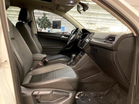 Used 2019 Volkswagen Tiguan SEL image 14