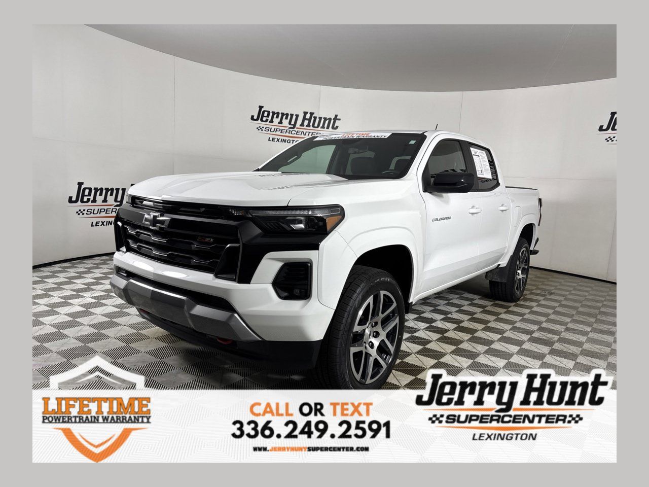 Used 2023 Chevrolet Colorado Z71 AWD/4WD image 1