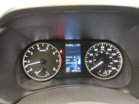 Used 2025 Nissan Sentra S image 23