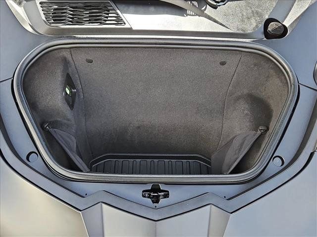 Used 2023 Chevrolet Corvette Stingray Premium Cpe w/ Z51 Performance Package RWD image 10