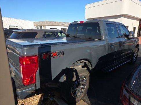 Used 2021 Ford F250 Lariat w/ Lariat Value Package image 2