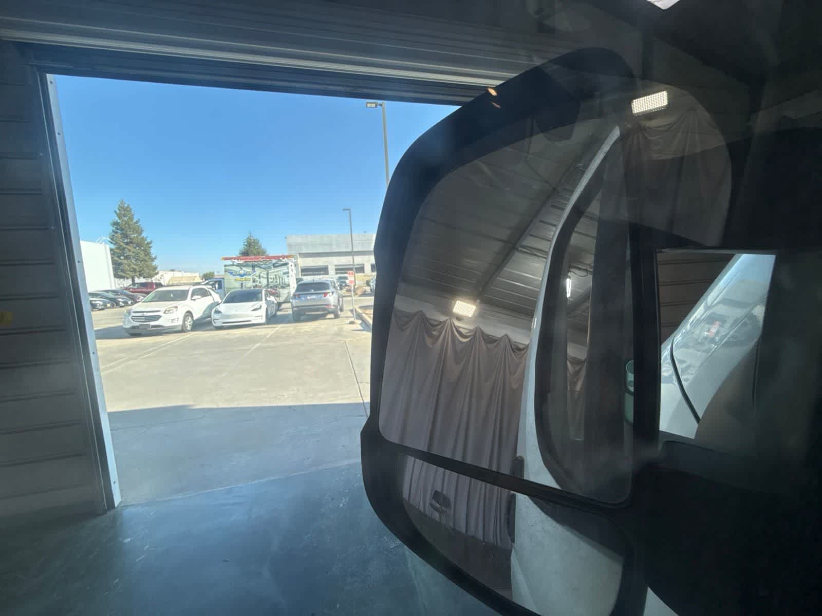 Used 2025 RAM ProMaster 2500 w/ Convenience Group FWD image 19