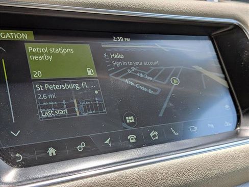 Used 2017 Land Rover Range Rover Sport Supercharged image 7