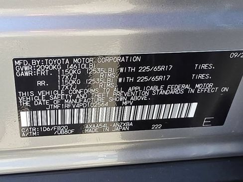 Used 2023 Toyota RAV4 LE AWD/4WD image 32