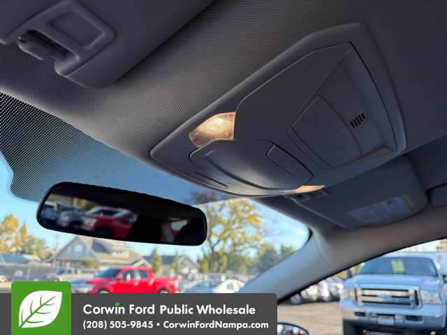 Used 2018 Ford Escape SE w/ SE Sync 3 Package AWD/4WD image 21