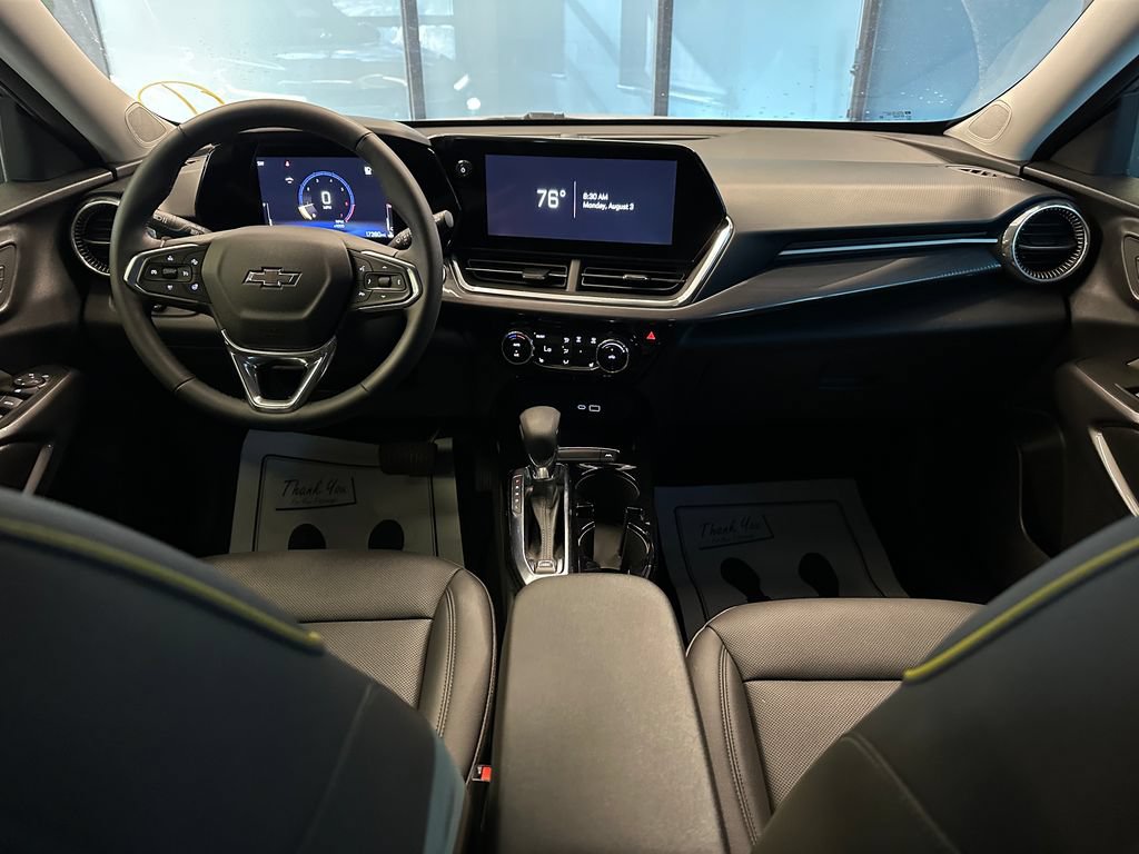 Used 2025 Chevrolet Trax ACTIV w/ Driver Confidence Package FWD image 9