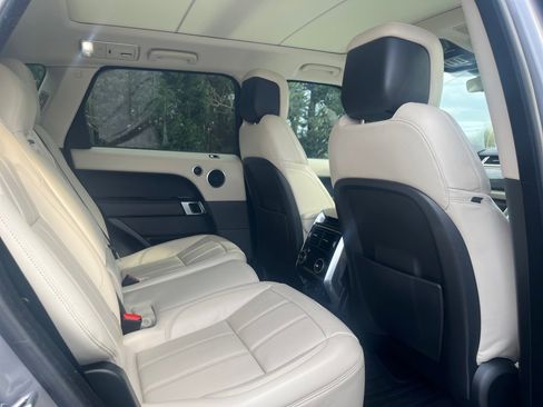 Used 2022 Land Rover Range Rover Sport HSE Silver Edition image 27