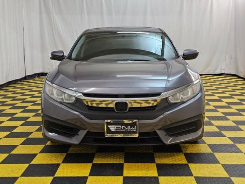 Used 2018 Honda Civic EX image 8