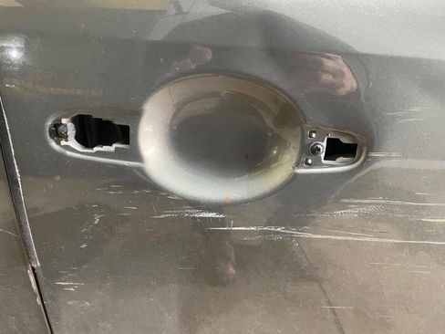 Used 2007 Hyundai Azera Limited image 31