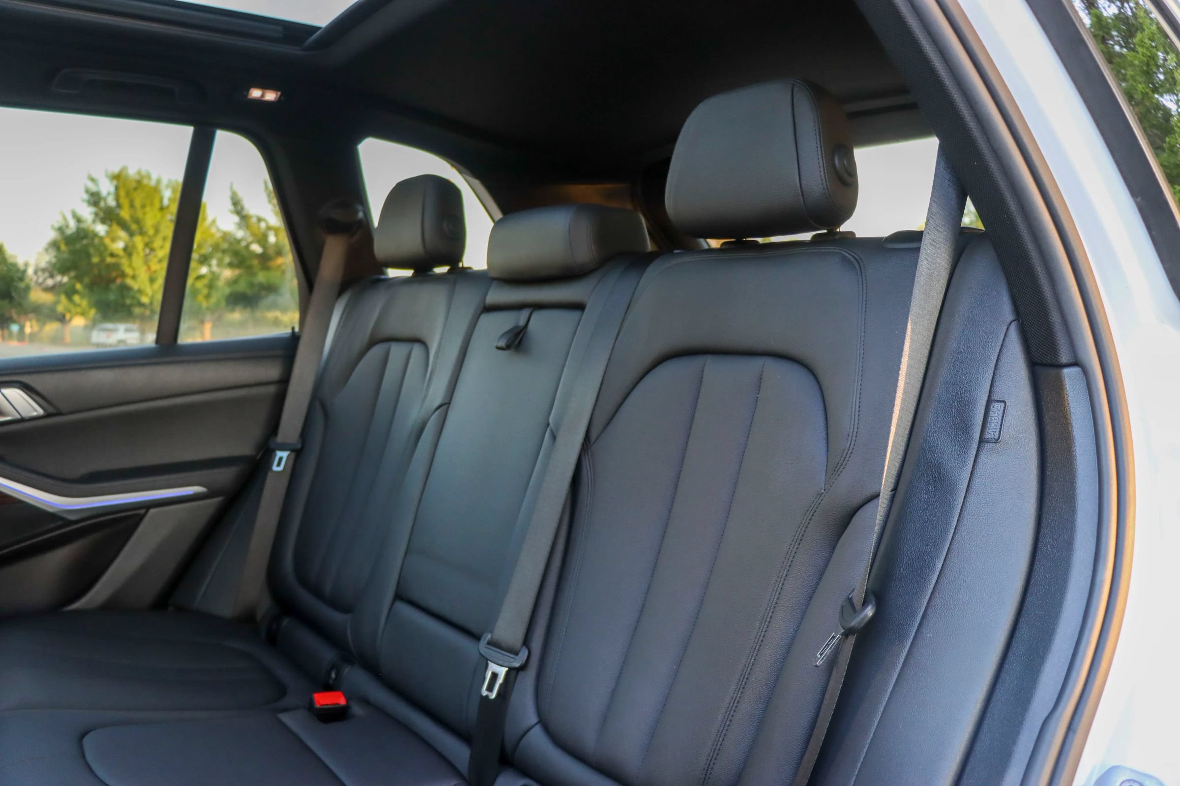 Used 2019 BMW X5 xDrive40i w/ Convenience Package AWD/4WD image 17