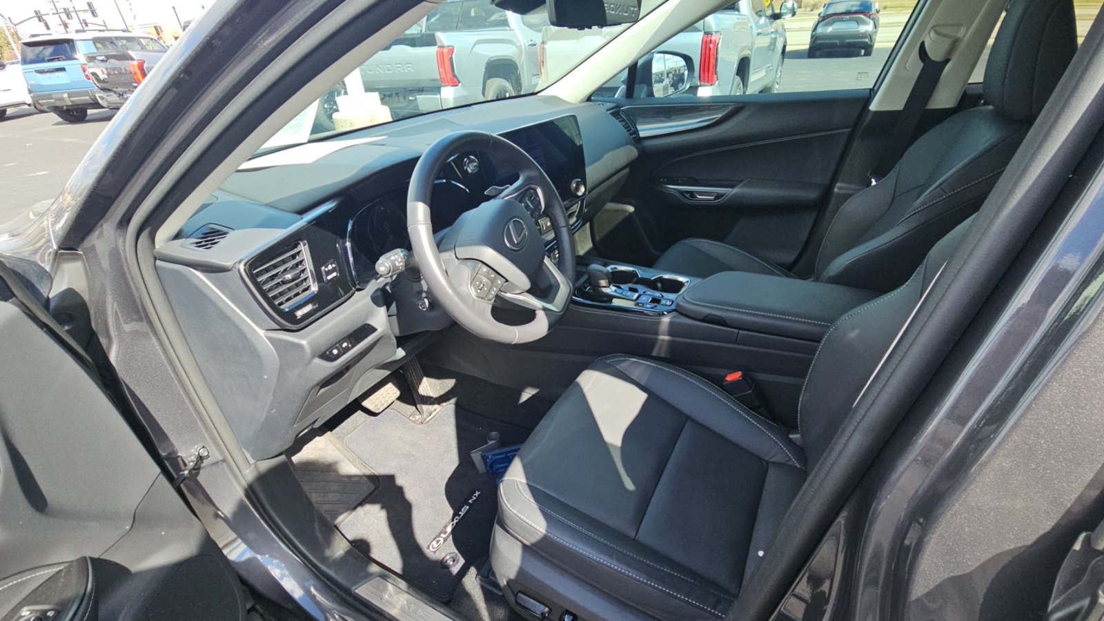 Used 2023 Lexus NX 350 AWD image 25