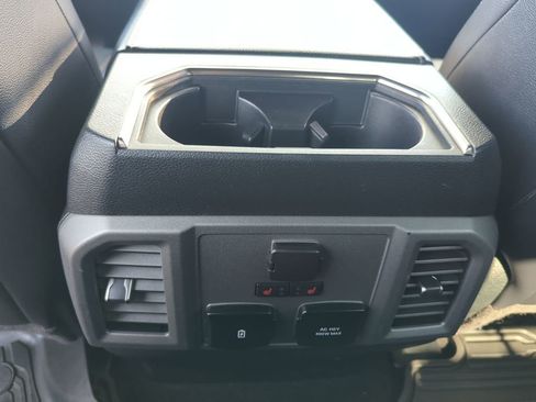 Used 2018 Ford F150 Raptor w/ Equipment Group 802A Luxury image 22