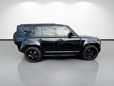 New 2026 Land Rover Defender 110 X-Dynamic SE AWD/4WD image 6