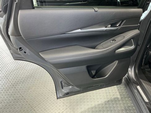 Used 2025 INFINITI QX60 Luxe w/ Vision Package image 41