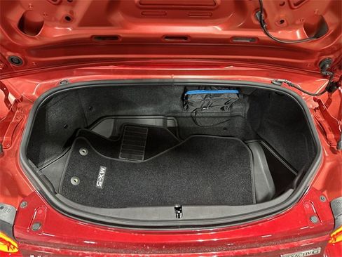 Used 2025 MAZDA MX-5 Miata Club w/ Weather Package image 23