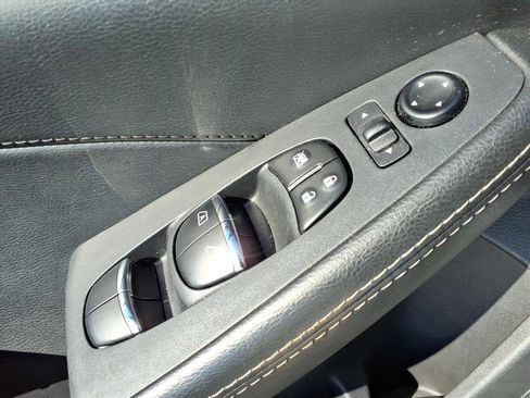 Used 2023 Nissan Maxima SV w/ Floor Mat Group image 13