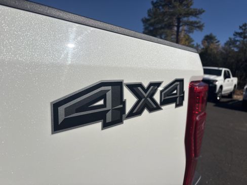 Used 2020 Ford F250 Lariat image 13